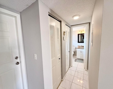 2929 S Ocean Boulevard - Photo Thumbnail 8