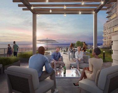 Ocean Drive - Photo Thumbnail 9