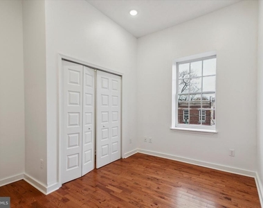 5011 Germantown Avenue - Photo Thumbnail 9
