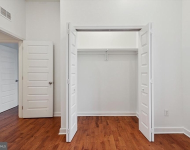 5011 Germantown Avenue - Photo Thumbnail 16