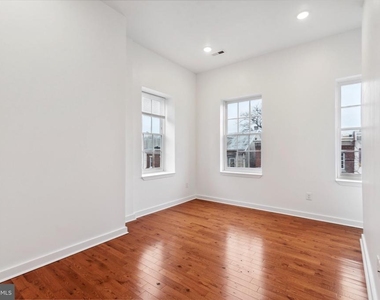 5011 Germantown Avenue - Photo Thumbnail 11