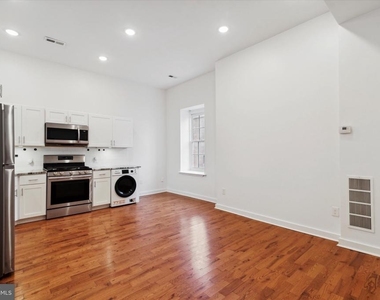 5011 Germantown Avenue - Photo Thumbnail 2