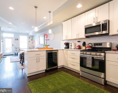 732 Girard Street Nw - Photo Thumbnail 5