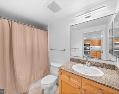 777 7th Street Nw - Photo Thumbnail 30