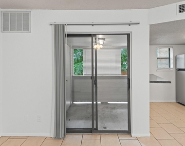 2500 Burleson Rd - Photo Thumbnail 14