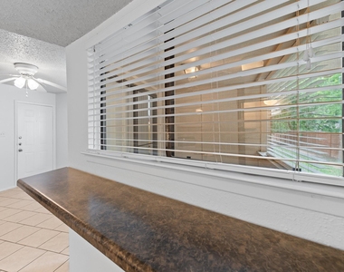 2500 Burleson Rd - Photo Thumbnail 13