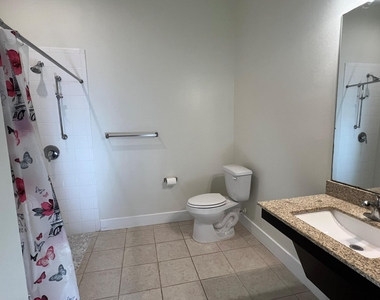 2400 Louis Henna Blvd - Photo Thumbnail 21