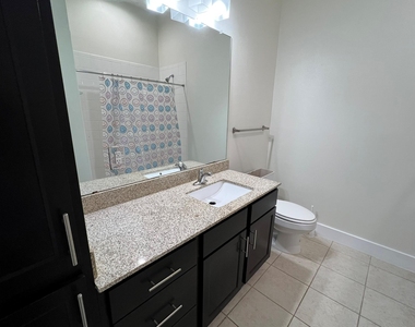 2400 Louis Henna Blvd - Photo Thumbnail 17