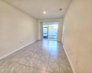 3972 Village View Lane - Photo Thumbnail 4