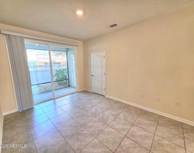 3972 Village View Lane - Photo Thumbnail 6