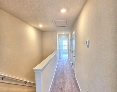 3972 Village View Lane - Photo Thumbnail 15