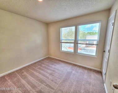 3972 Village View Lane - Photo Thumbnail 13