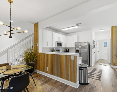 7990 Baymeadows Road - Photo Thumbnail 9