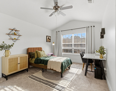 7990 Baymeadows Road - Photo Thumbnail 25