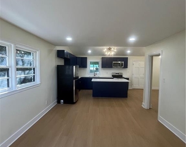 1645 Metropolitan Parkway Sw - Photo Thumbnail 6