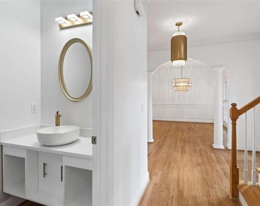 1711 Summit Glen Lane - Photo Thumbnail 12