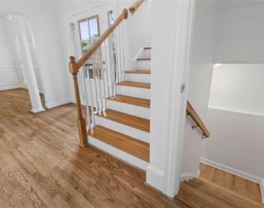 1711 Summit Glen Lane - Photo Thumbnail 22