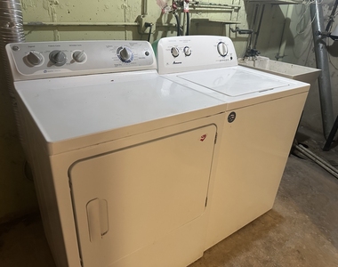 306 Northwestern Court - Photo Thumbnail 19