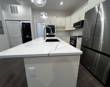 4819 Main Street - Photo Thumbnail 11