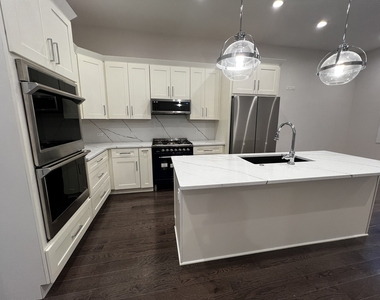 4819 Main Street - Photo Thumbnail 9