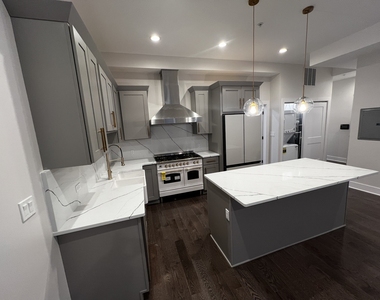 4819 Main Street - Photo Thumbnail 5
