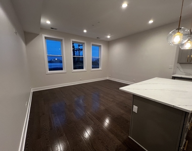 4819 Main Street - Photo Thumbnail 9