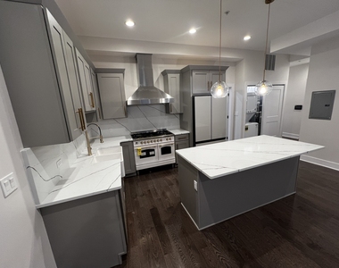 4819 Main Street - Photo Thumbnail 4