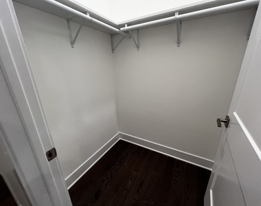 4819 Main Street - Photo Thumbnail 16