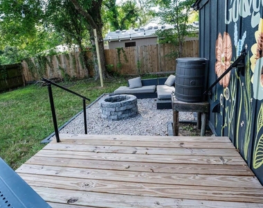 502 Dark Street - Photo Thumbnail 21