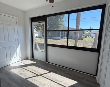 606 Se 6th Street - Photo Thumbnail 11