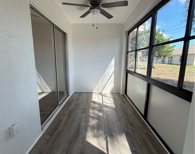 606 Se 6th Street - Photo Thumbnail 25