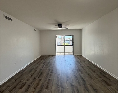 606 Se 6th Street - Photo Thumbnail 8