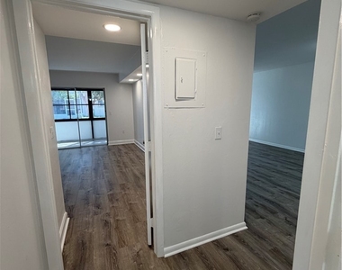 606 Se 6th Street - Photo Thumbnail 18