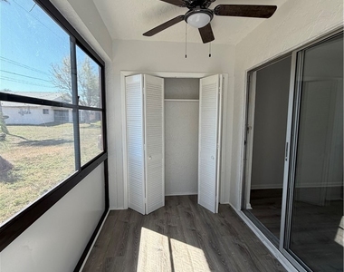 606 Se 6th Street - Photo Thumbnail 12