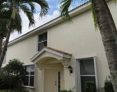 10139 Colonial Country Club Boulevard - Photo Thumbnail 17