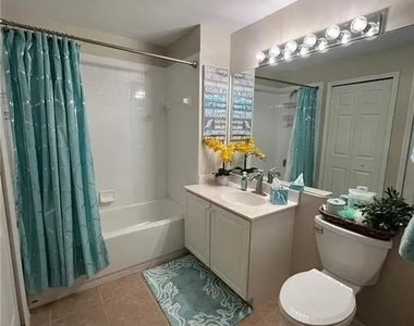 10139 Colonial Country Club Boulevard - Photo Thumbnail 14