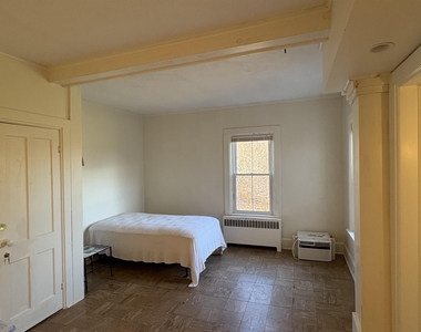 477 Myers - Photo Thumbnail 10