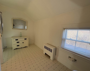 477 Myers - Photo Thumbnail 15