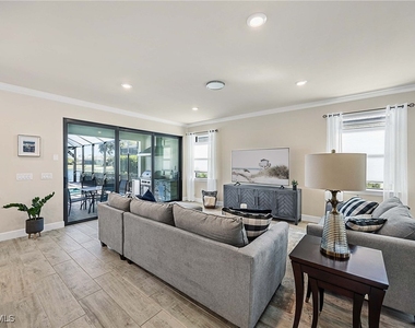 6767 Pennyroyal Drive - Photo Thumbnail 11