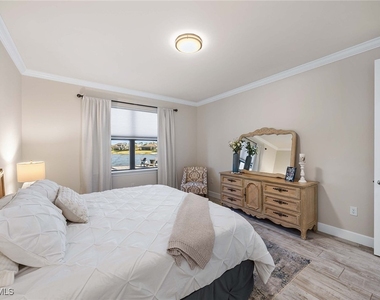 6767 Pennyroyal Drive - Photo Thumbnail 20
