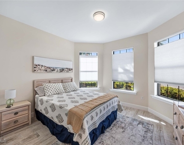 6767 Pennyroyal Drive - Photo Thumbnail 23
