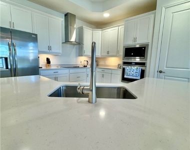 5376 Fancourt Links Way - Photo Thumbnail 6