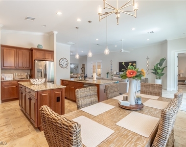 9332 Fieldstone Lane - Photo Thumbnail 15