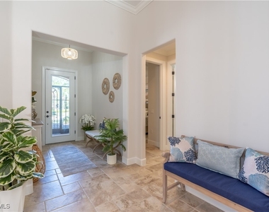 9332 Fieldstone Lane - Photo Thumbnail 4
