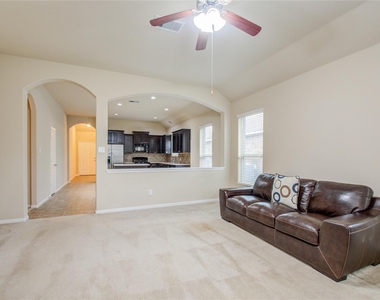 8710 Austin Thomas Drive - Photo Thumbnail 13
