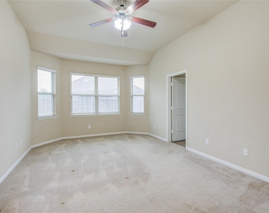 8710 Austin Thomas Drive - Photo Thumbnail 15
