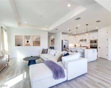 20419 Pebble Glen Drive - Photo Thumbnail 7