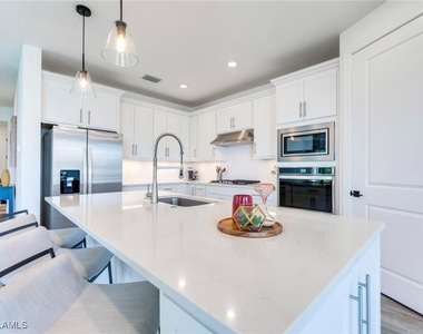 20419 Pebble Glen Drive - Photo Thumbnail 1