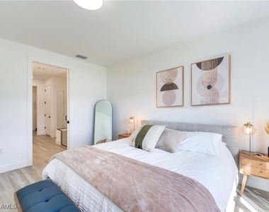 20419 Pebble Glen Drive - Photo Thumbnail 12