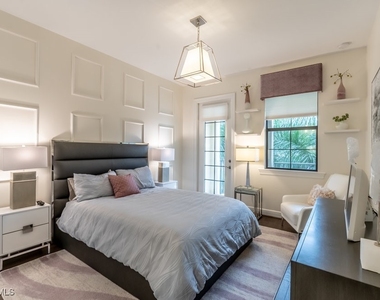 16382 Viansa Way - Photo Thumbnail 14